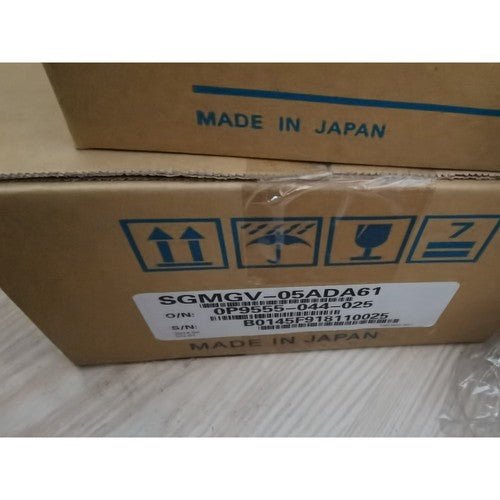 one   Yaskawa SERVO MOTOR SGMGV-05ADA61 in box Fast Delivery