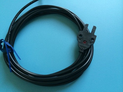 1PC OMRON EE-SX870A 2M photoelectric sensor NPN output