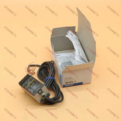 1PC OMRON  Photoelectric Sensor E3X-NM41 E3X-NM41 spot stock spot stock