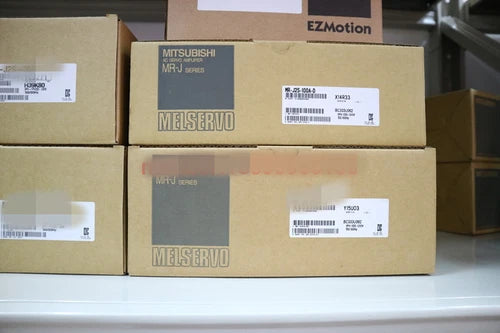 MR-J2S-100A-D 1PCS  Mitsubishi Servo Drive MRJ2S100AD ping
