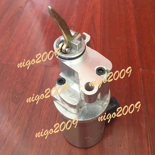 1PC  0420-6912 0420 6912 12V Fit for  Engines BFM1013 BFM1015 12V Solenoid Valve