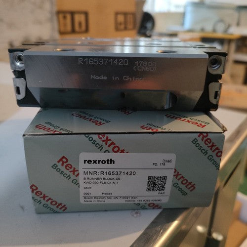 1pc  R165371420 REXROTH RUNNER BLOCK BALL BEARING Fast Delivery