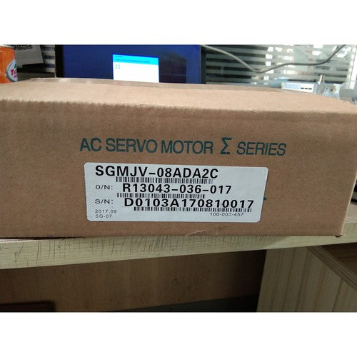 1ps  yaskawa servo motor SGMJV-08ADA2C in box Fast Delivery