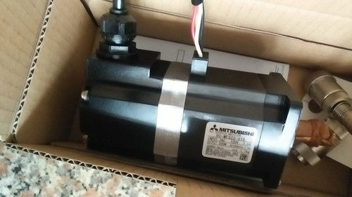 ONE  Mitsubishi Servo Motor HC-MFS23-S15 HCMFS23S15 1year warranty