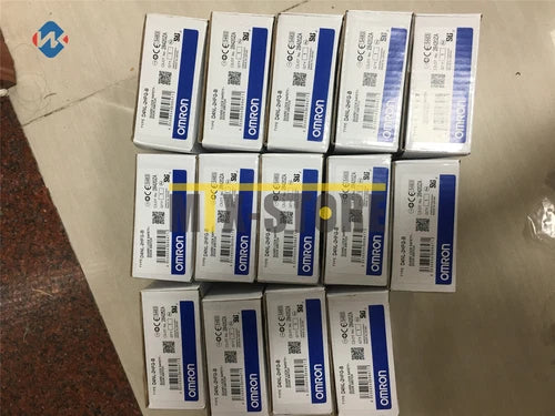 1PCS     Safety Door Switch D4NL-2HFG-B D4NL2HFGB