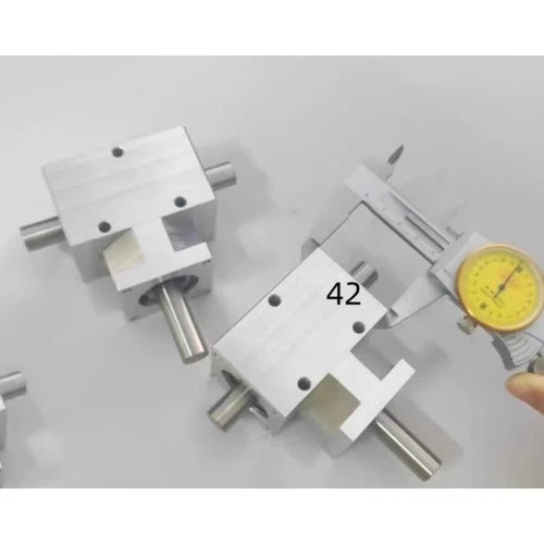 1PC 1:1 90° Commutator Right Angle Transmission Reversing Helical Bevel Gearbox