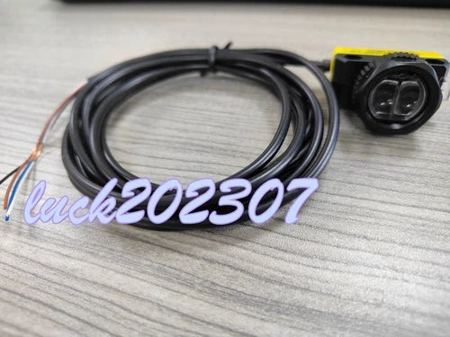 1PC   sensor   QS18VN6AF350-CNJC01
