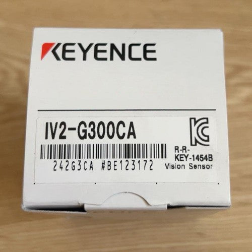 one keyence  IV2-G300CA Image Recognition Sensor Fast Delivery