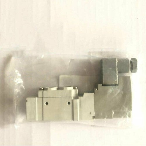 one   SMC SY5120-5DD-01 Solenoid Valve Free shipping