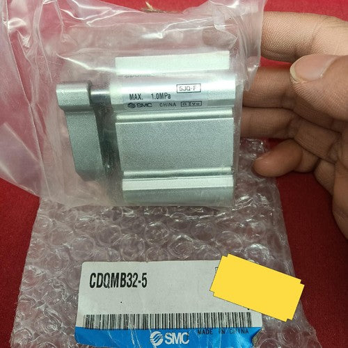 1PC  smc CDQMB32-5 cylinder CDQMB32-5 in box Free shipping