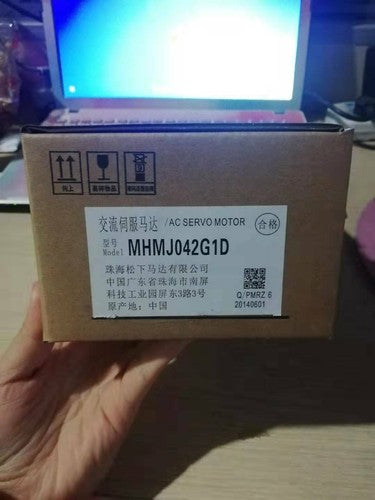 For Panasonic MHMJ042G1D  AC servo motor Free Shipping
