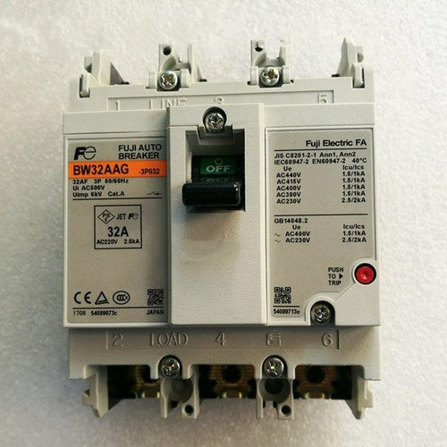 One  Circuit Breaker For FUJI BW32AAG 3P 32A Free Shipping