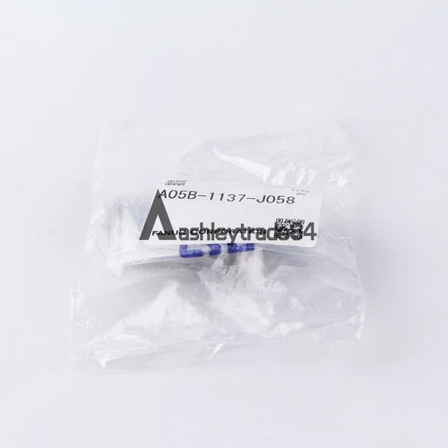 1PCS   A05B-1137-J058 Robot connector plug