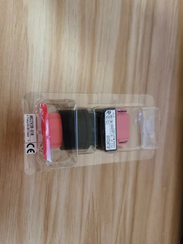 1PCS  Pushbutton,Red  AR22V2R-01R AR22V2R01R