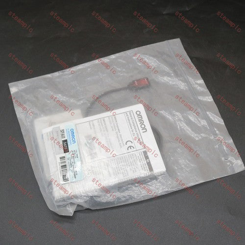 OMRON  E3T-FL13 Diffuse Photoelectric Sensor 2M One year warranty