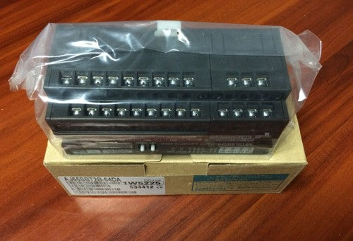 ONE  Mitsubishi PLC module AJ65SBT2B-64DA One year warranty Fast Delivery