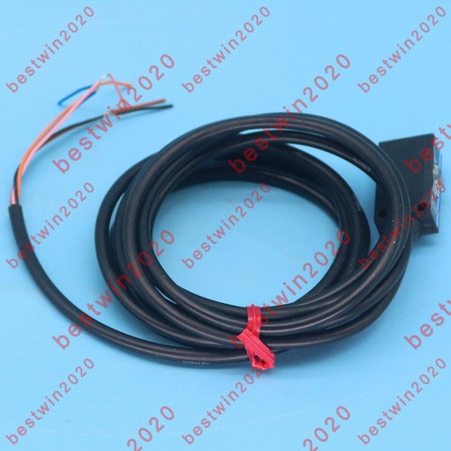 one  keyence PZ-101P photoelectric sensor one Year Warranty