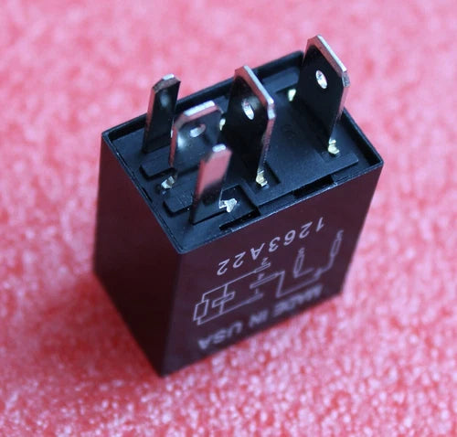 4pcs For    High Current Automobile Relays DC12V 5-Pins  G8HE-1C7T-R1-DC12