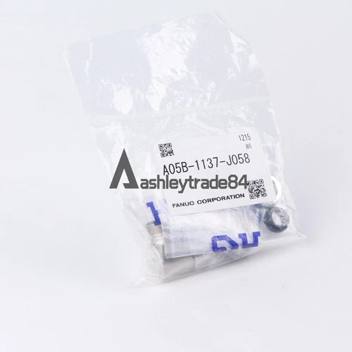 1PCS   A05B-1137-J058 Robot connector plug
