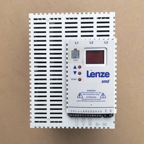 one  Lenze inverter ESMD113L4TXA 11KW ESMD113L4TXA Fast Delivery