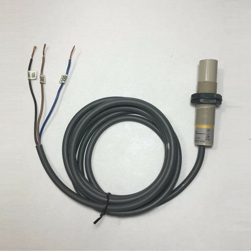 1PC Omron E2K-X8MF1 Proximity Switch E2KX8MF1