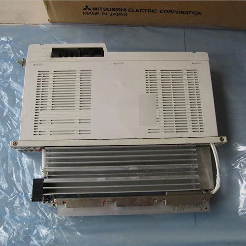One  Mitsubishi MDS-B-CV-55 Servo Drive Sealed