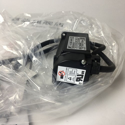 One  servo motor For FUJI GYS101D5-RA2 Free Shipping
