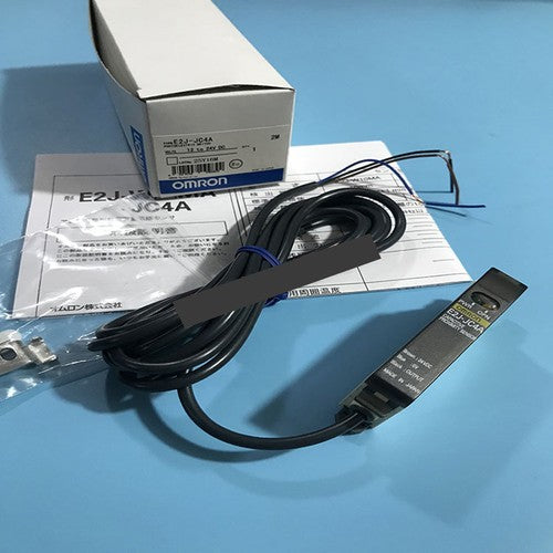 OMRON  1PC E2J-JC4A E2JJC4A Proximity Switch 2m Free Shipping
