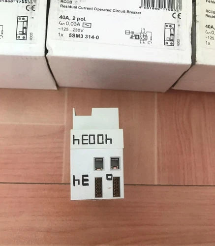 1pc  Circuit Breakers   5SM3 314-0 2P 40A