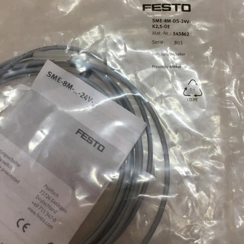 1PC  Proximity Switch  One  SME-8M-DS-24V-K-2.5-OE 543862