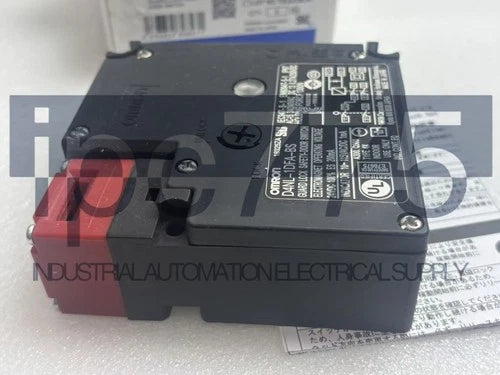1PC  For   PLC Safety Switch Lock Door  D4NL-1DFA-BS