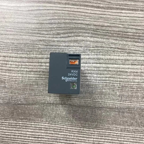 10PCS/box   RXM4LB2BD 24VDC 3A / 250 VAC  Relay