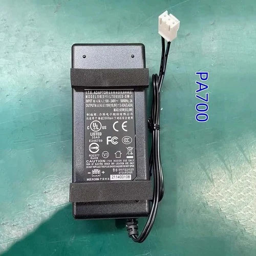 1PC For  Electronic keyboard Power Charger Adapter   PA700 PA1000 PA600 PA900