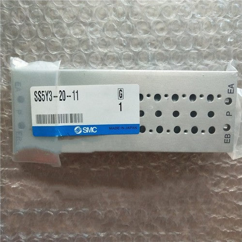 one  SMC SS5Y3-20-11 solenoid valve Free shipping