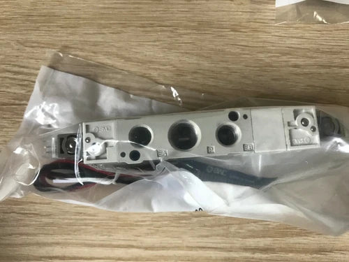 1PC   Solenoid Valve SY7420-5LZD-02 SY74205LZD02