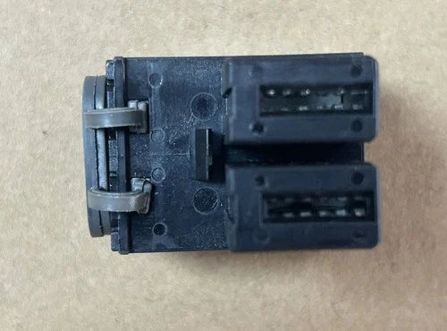 1X  FOR 6RYJ9 06RYJ9  High Voltage DC Power Pluggable Terminal Block Module