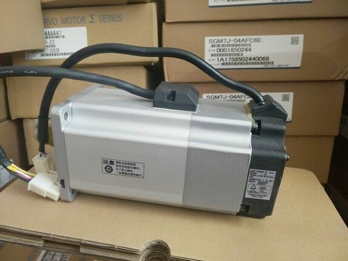 For Panasonic MHMD042P1S  AC Servo Motor Free Shipping
