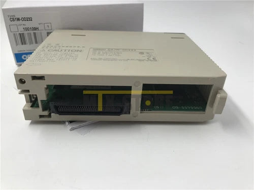 1PC  PLC CS1W-OD232 CS1WOD232