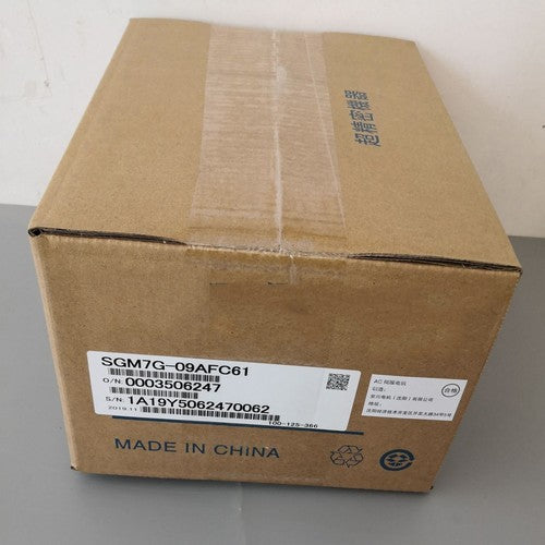 1ps  yaskawa in box SGM7G-09AFC61 servo driver Fast Delivery