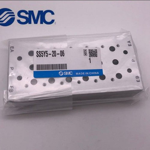 one  SMC SS5Y5-20-06 Solenoid valve manifold Free shipping