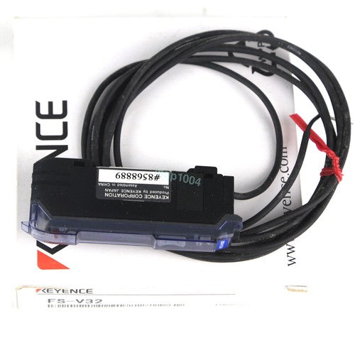 1PC  KEYENCE FS-V32 FS-V32 Photoelectric Sensor ping