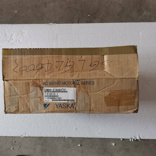 1ps  yaskawa servo Motor SGMAH-01AAAH761 Fast Delivery
