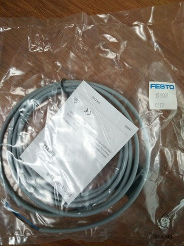 1 PCS FESTO SME-1-LED-24-B 151669 Proximity switch