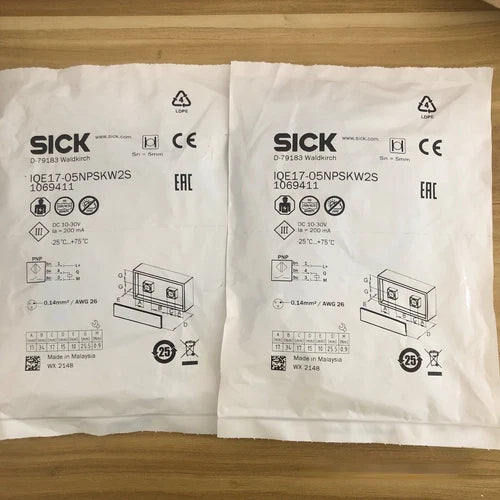 1pcs   IQE17-05NPSKW2S 1069411