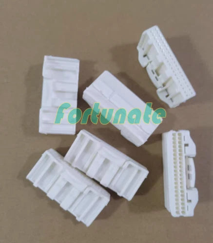 QTY:50  FOR Connector IMSA-9491S-40A
