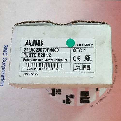 One  abb safety relay PLUTO B20 V2 2TLA020070R4600 Free shipping