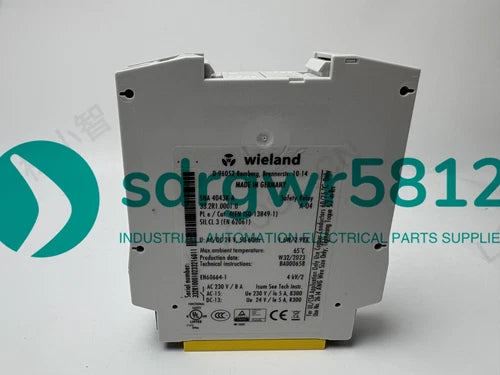 1pcs SNA4043K-A  33.2R1.0001.0 Safety Relays