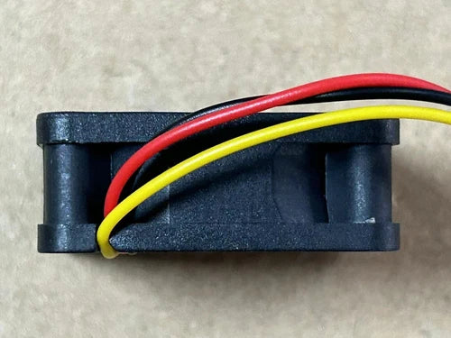 1PC For  3-wire cooling fan  inverter G7/F7 A D43M24-01A 24V 50mA