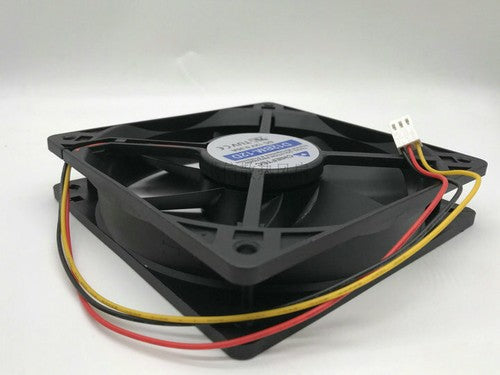 1 PCS CHIEFTEC Fan D12BM-12D DC12V 0.30A 12025 12CM 3 Pin cooling fan