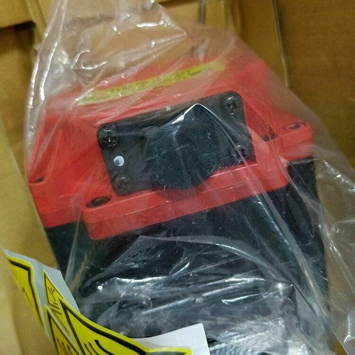 For FANUC A06B-0205-B002  servo motor Free Shipping